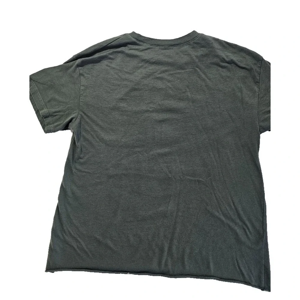 Yellowstone T Shirt Top Women's Medium Green Dutton Ranch Montana - Picture 2 of 3